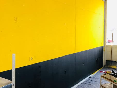 Malerarbeiten in der Pinagra Garage in Meggenhus bei Mörschwil